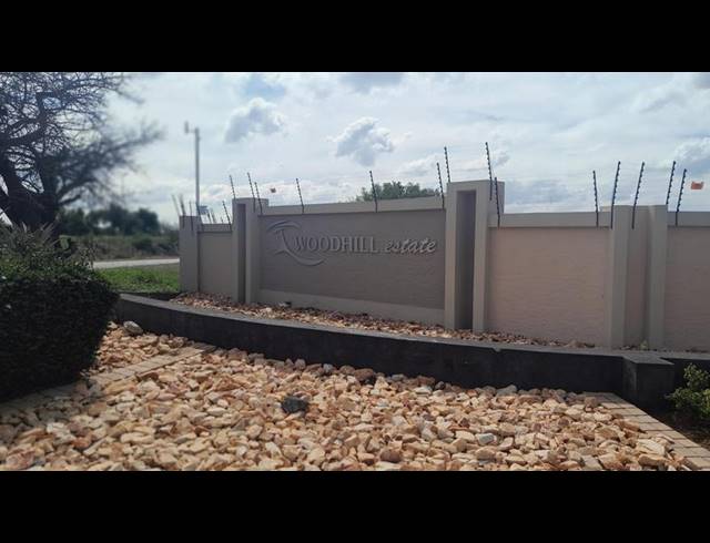 LAND FOR SALE IN WOODHILL ESTATE
